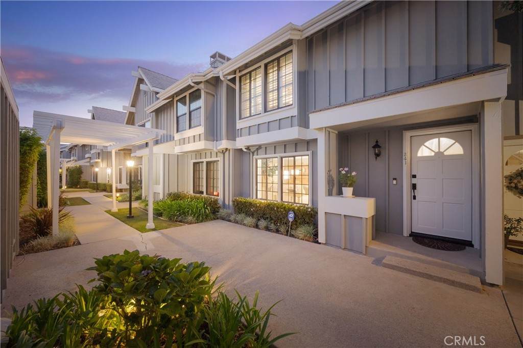 341 Regatta Way - Photo 1