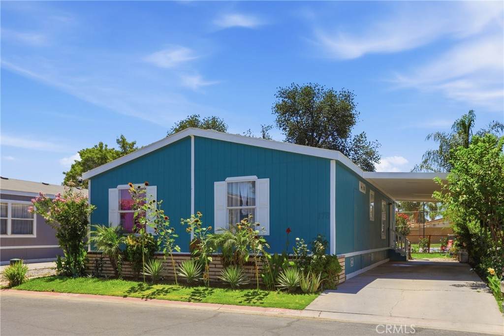 https://bt-photos.global.ssl.fastly.net/socal/orig_boomver_1_448500807-2.jpg