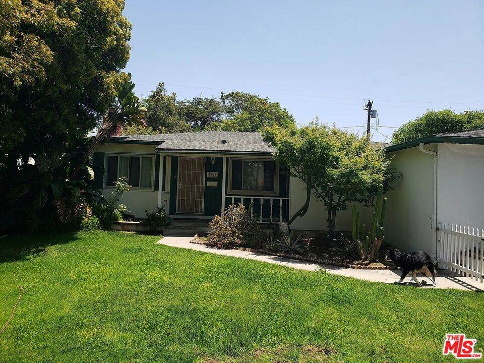 7116 91st Street - Photo 1