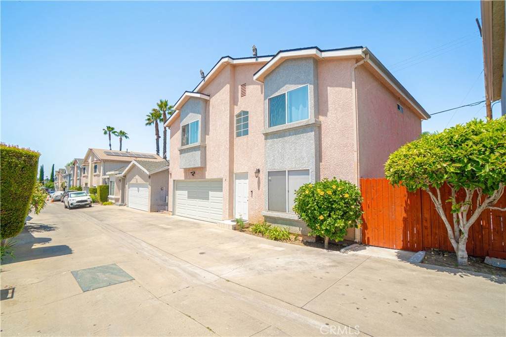 https://bt-photos.global.ssl.fastly.net/socal/orig_boomver_1_448507735-2.jpg