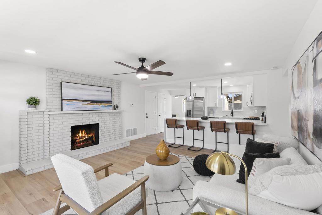 2333 Mission Avenue - Photo 1