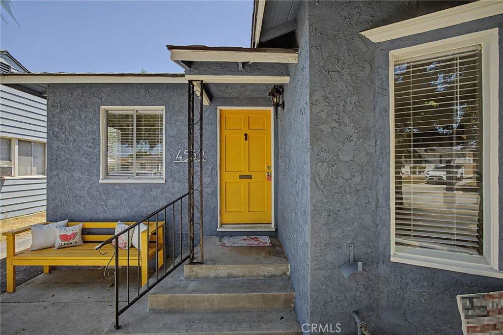 4532 Ladoga - Photo 1