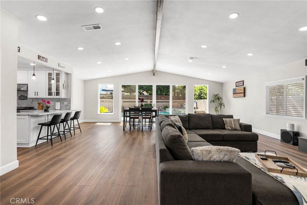 1038 Hillborn Avenue - Photo 1