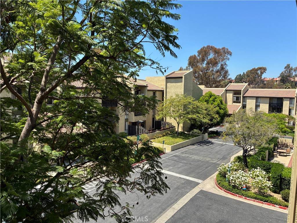 https://bt-photos.global.ssl.fastly.net/socal/orig_boomver_1_448512222-2.jpg