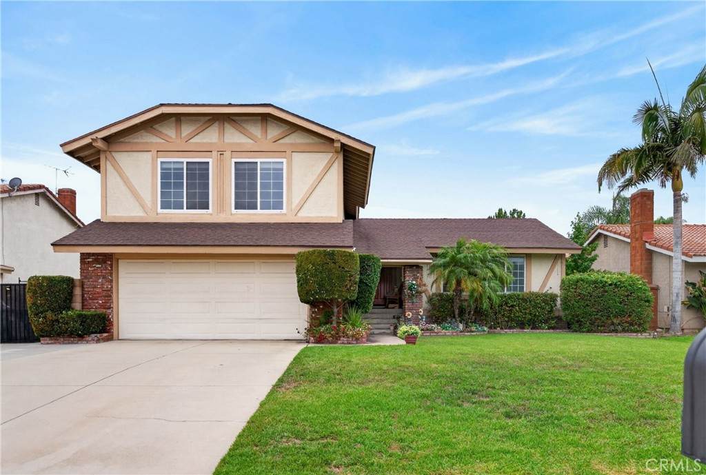 7036 Valinda - Photo 1