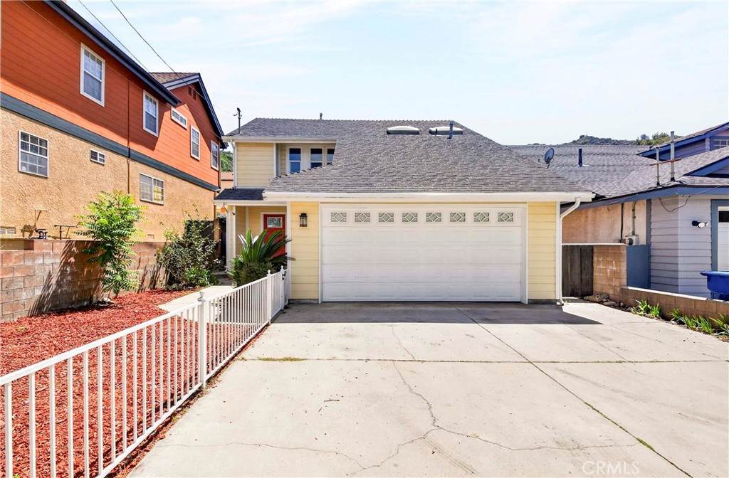 7552 Thousand Oaks Drive - Photo 1