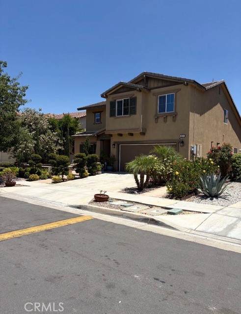 1271 Pinehurst - Photo 1
