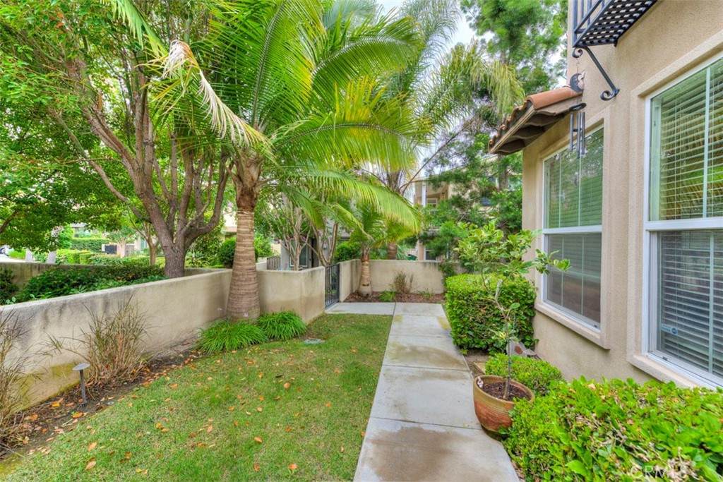 https://bt-photos.global.ssl.fastly.net/socal/orig_boomver_1_448518740-2.jpg
