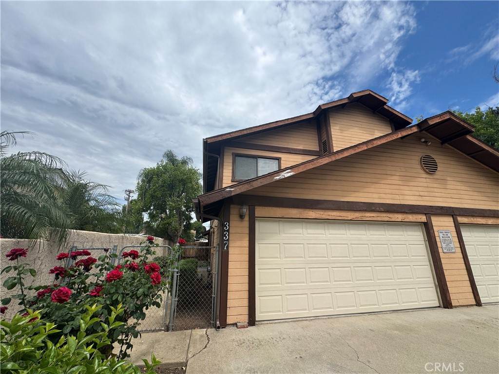 337 San Dimas Canyon - Photo 1