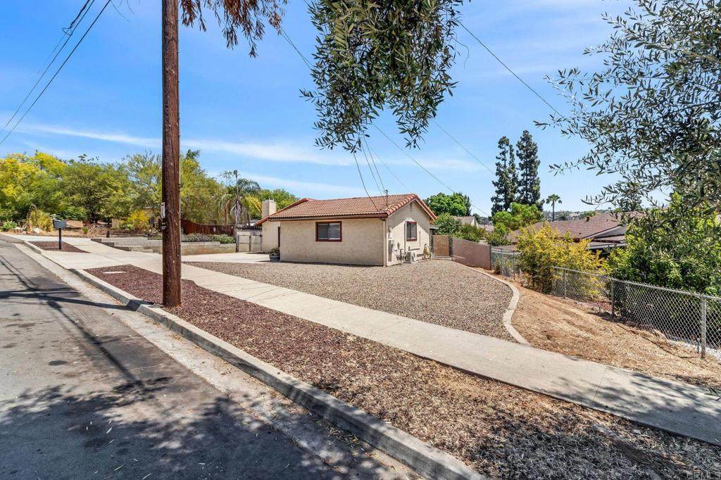 https://bt-photos.global.ssl.fastly.net/socal/orig_boomver_2_448521767-2.jpg