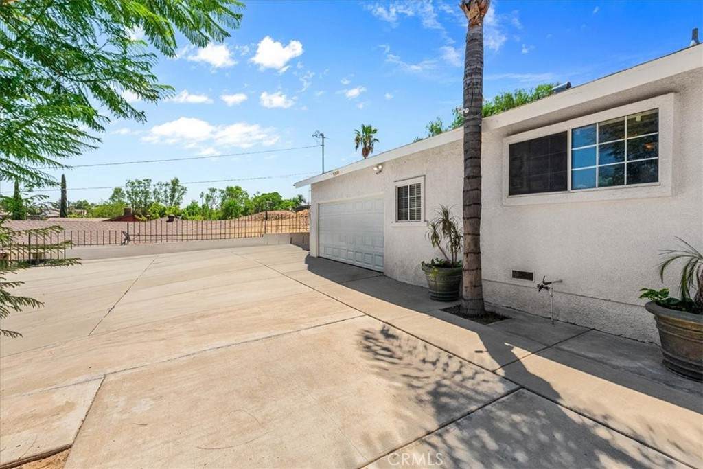 https://bt-photos.global.ssl.fastly.net/socal/orig_boomver_1_448549937-2.jpg