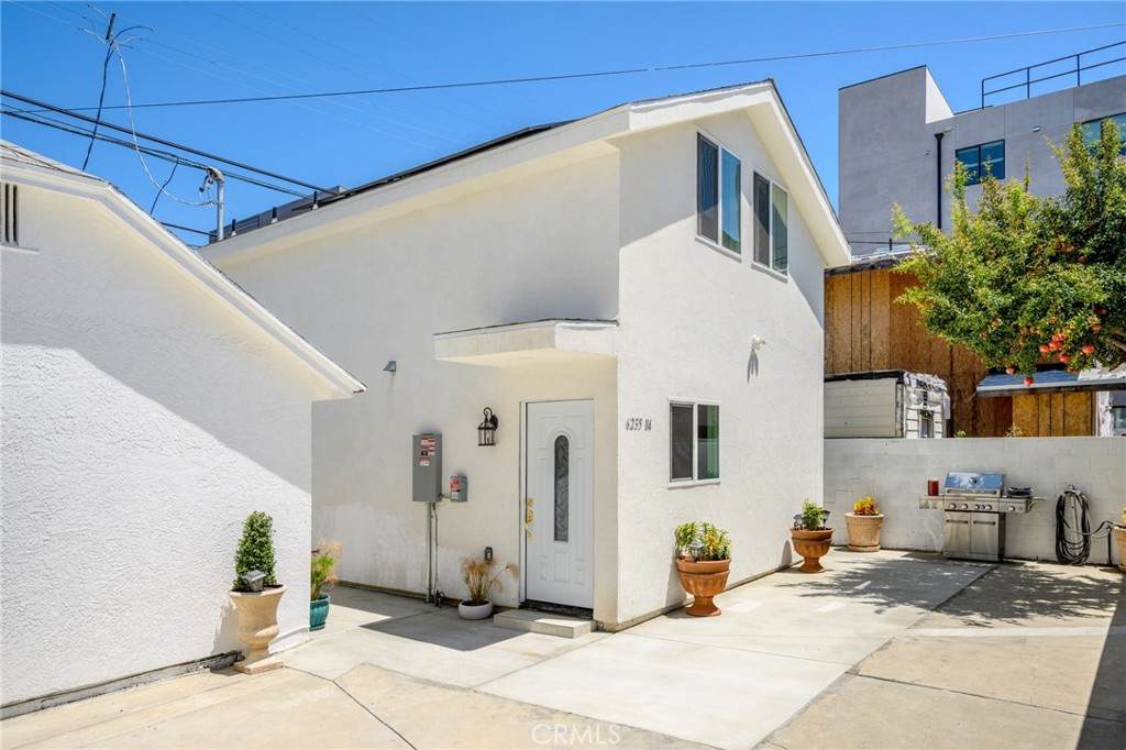 6235 Banner Avenue - Photo 1
