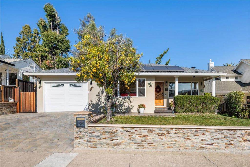 226 San Mateo Avenue - Photo 1