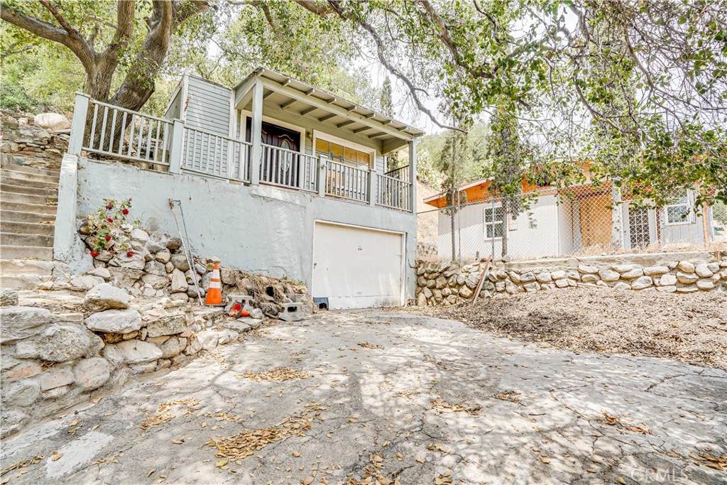12047 Kagel Canyon - Photo 1