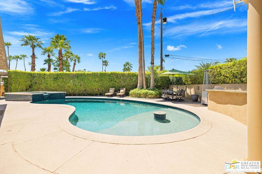 https://bt-photos.global.ssl.fastly.net/socal/orig_boomver_1_448561948-2.jpg