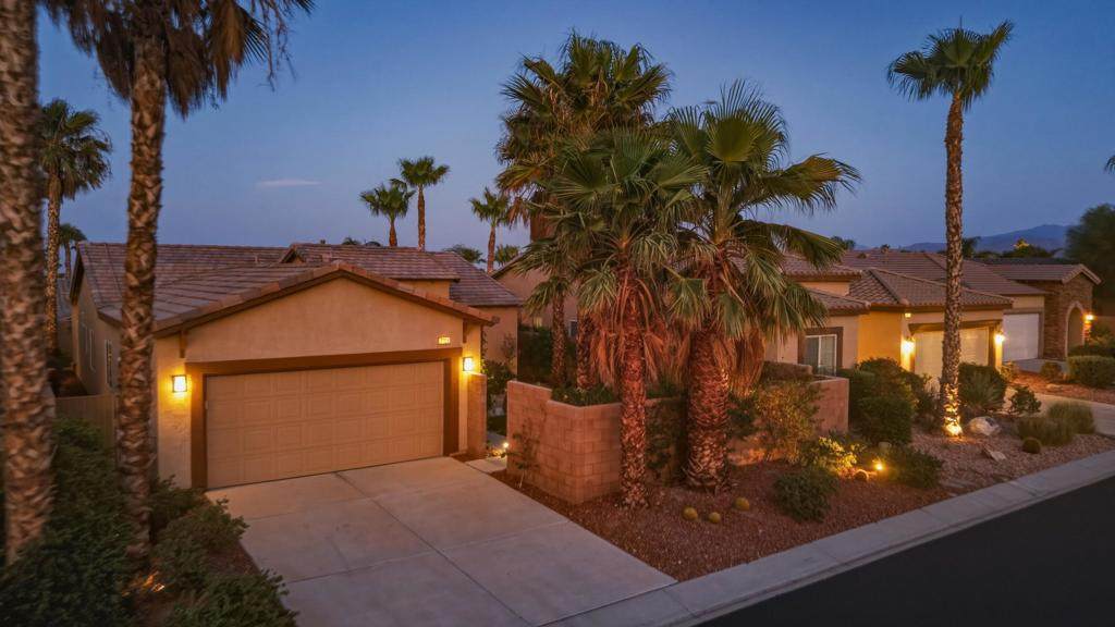 3856 Mira Arena - Photo 1