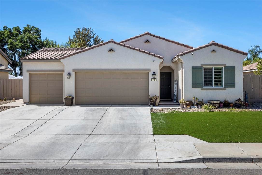 172 Adobe Court - Photo 1