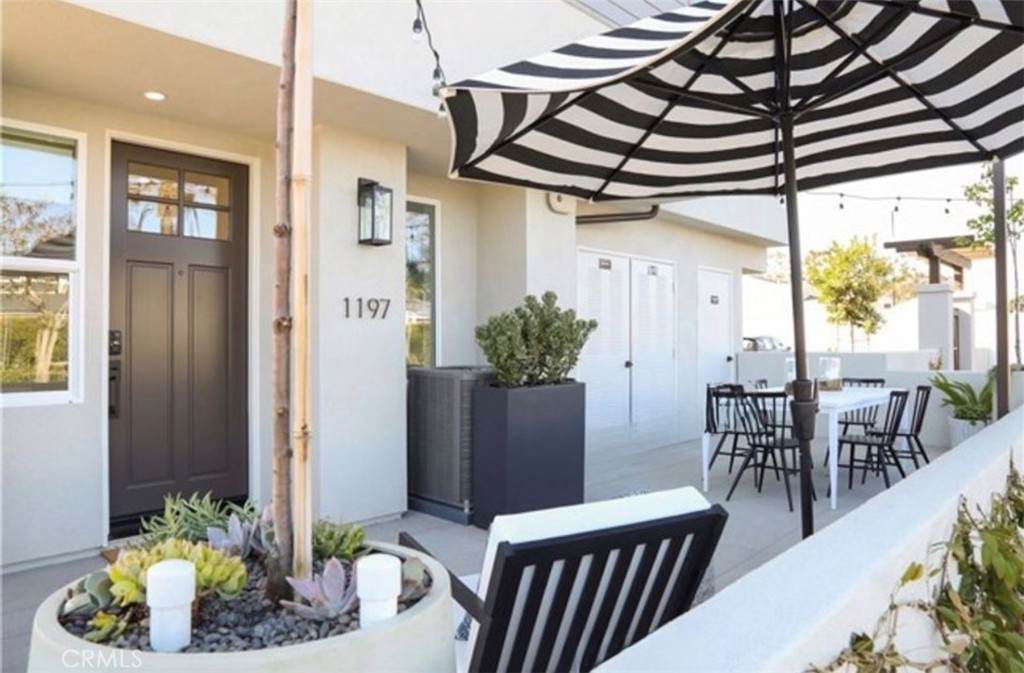 1197 Winslow Lane - Photo 1