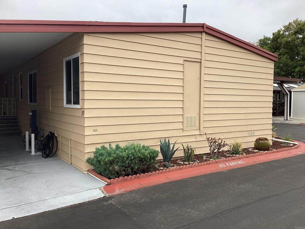 3340 Del Sol Blvd - Photo 1