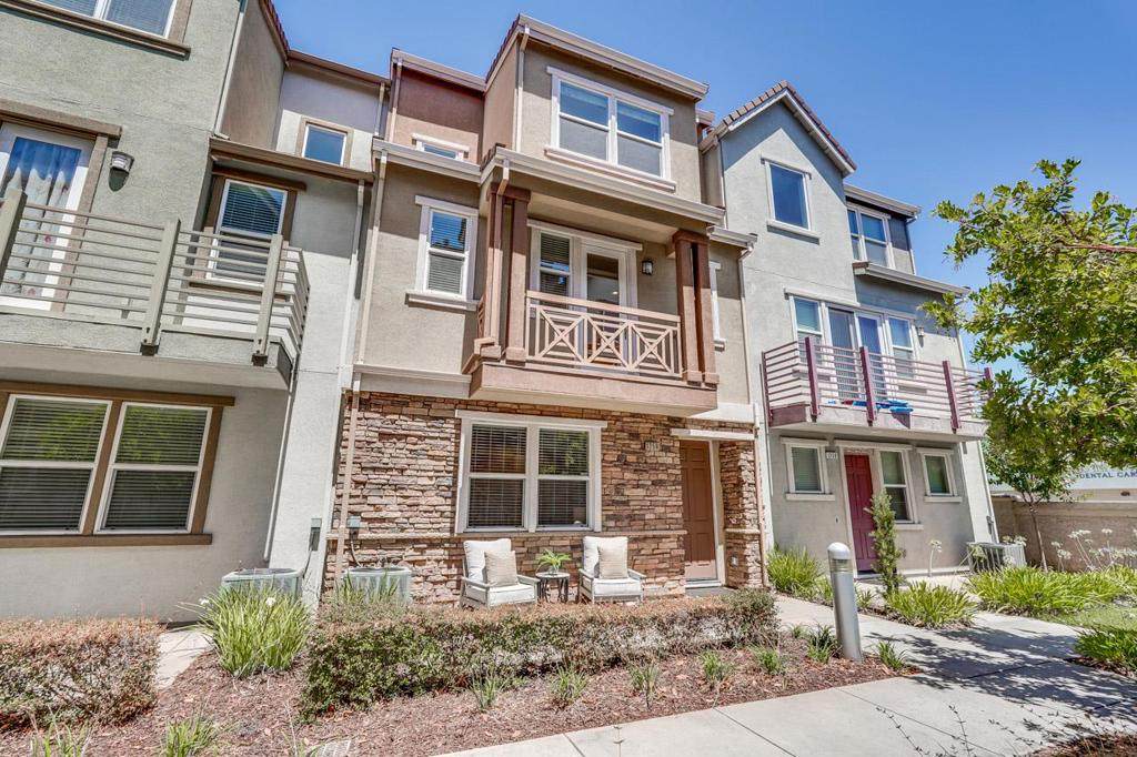 1256 Water Lily Way - Photo 1