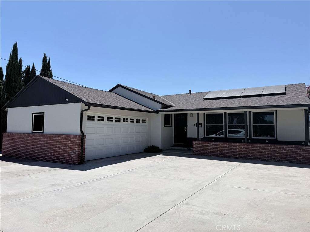527 San Antonio Avenue - Photo 1