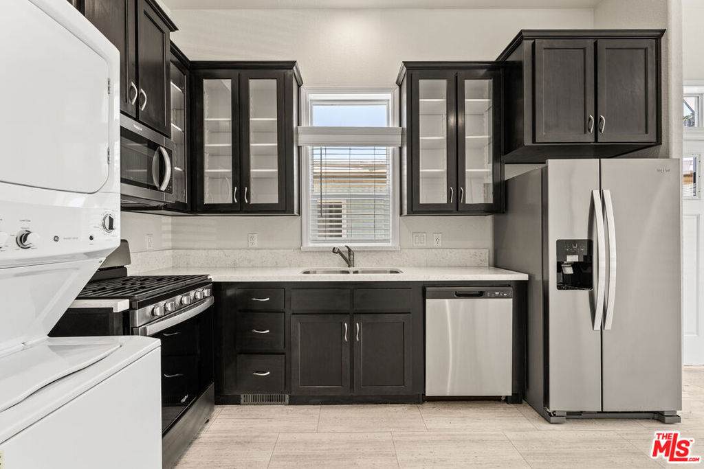 8250 Lankershim Boulevard - Photo 1