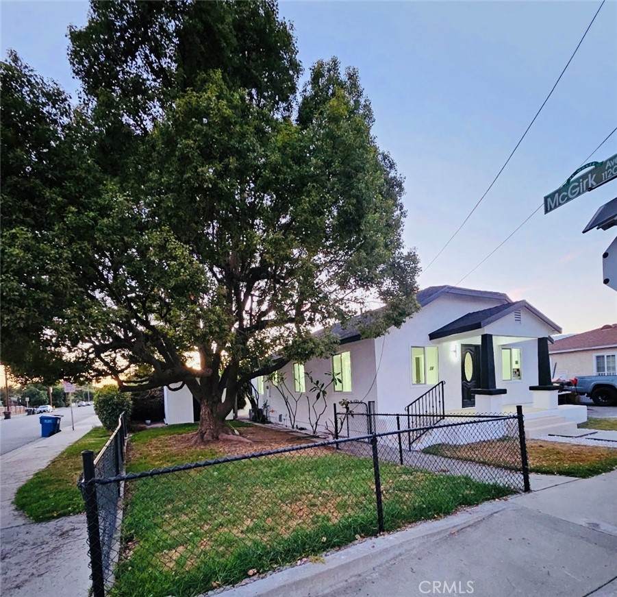 https://bt-photos.global.ssl.fastly.net/socal/orig_boomver_1_448581882-2.jpg