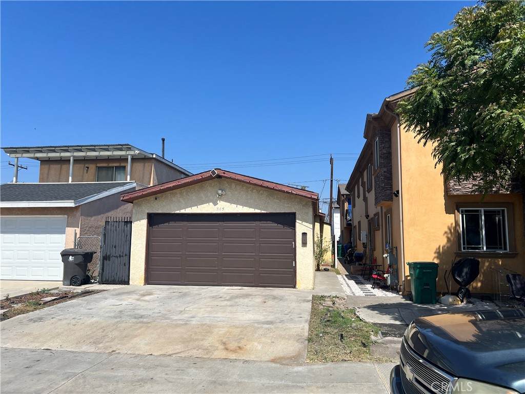 345 53rd - Photo 1