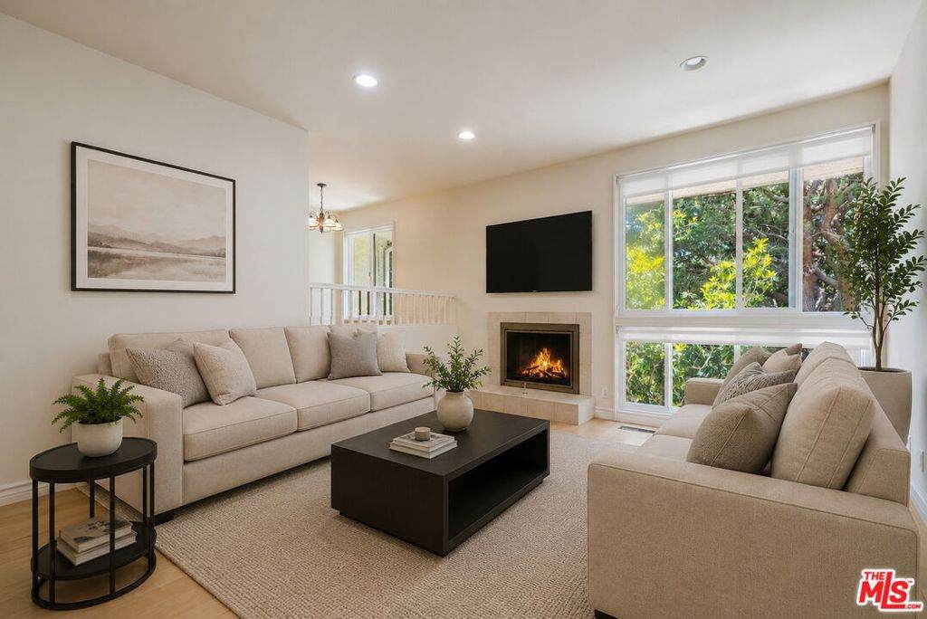 17241 Palisades Circle - Photo 1