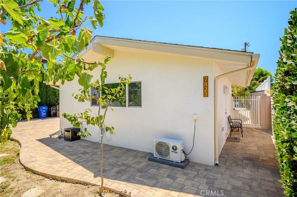 7823 Ampere - Photo 1