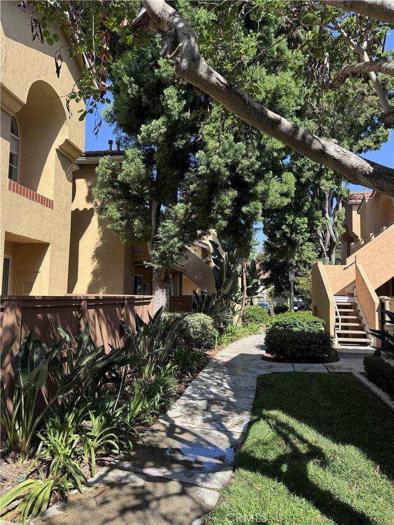 https://bt-photos.global.ssl.fastly.net/socal/orig_boomver_1_448600779-2.jpg