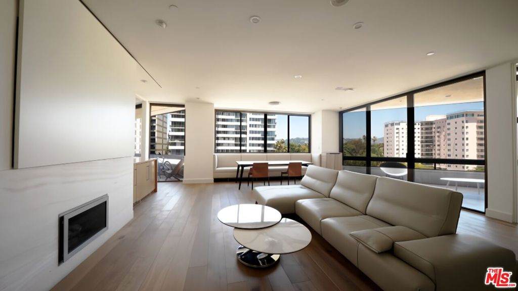 10430 Wilshire Boulevard - Photo 1