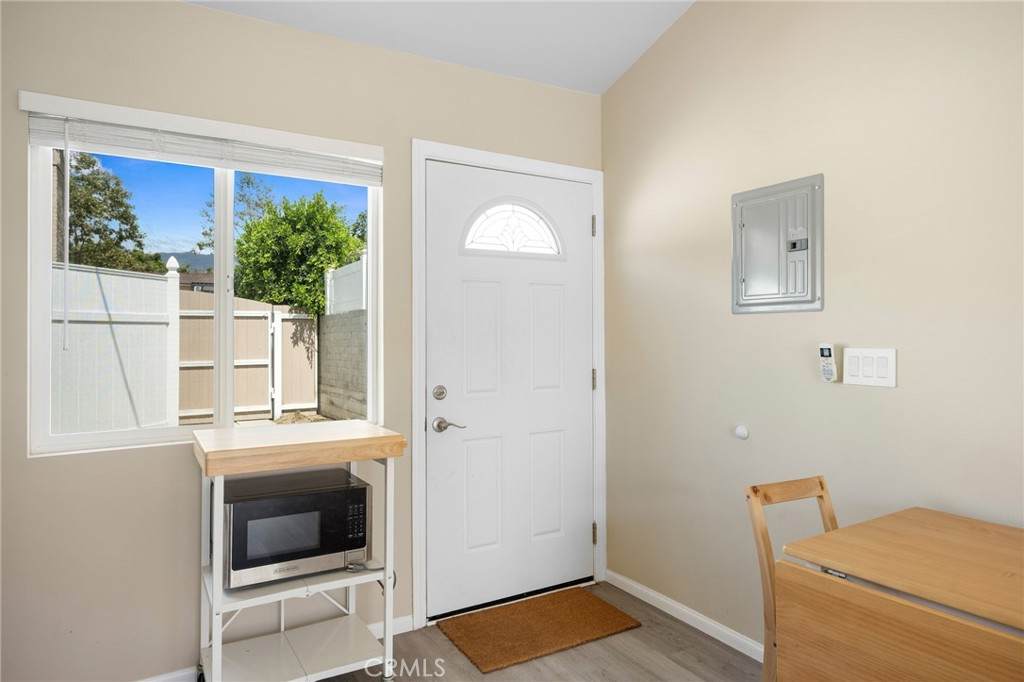 https://bt-photos.global.ssl.fastly.net/socal/orig_boomver_1_448605327-2.jpg