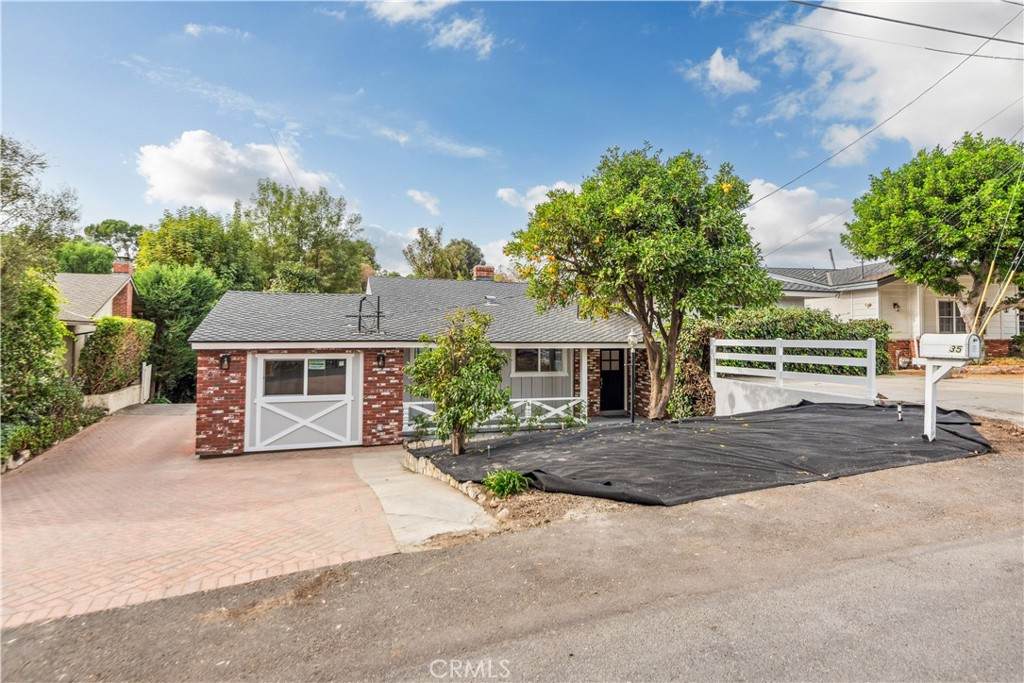35 Buckskin Lane - Photo 1