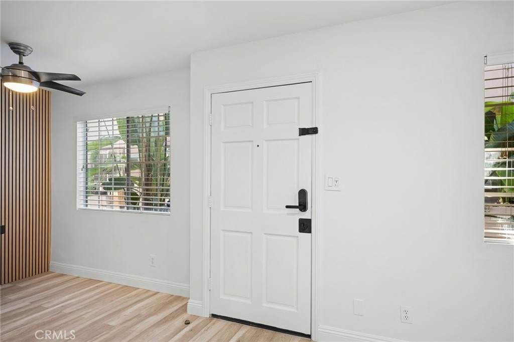 https://bt-photos.global.ssl.fastly.net/socal/orig_boomver_1_448618320-2.jpg