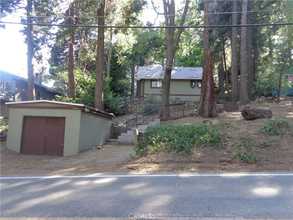 22927 Crest Forest - Photo 1