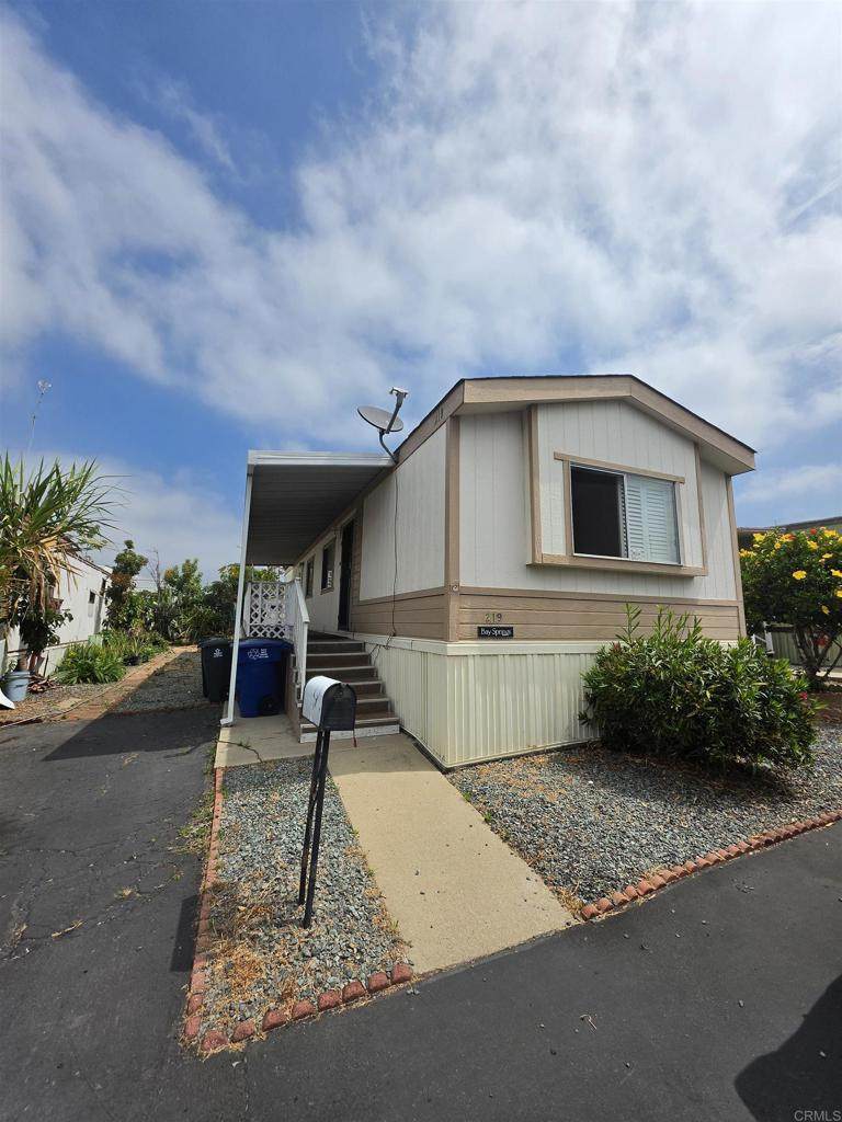 https://bt-photos.global.ssl.fastly.net/socal/orig_boomver_1_448653029-2.jpg