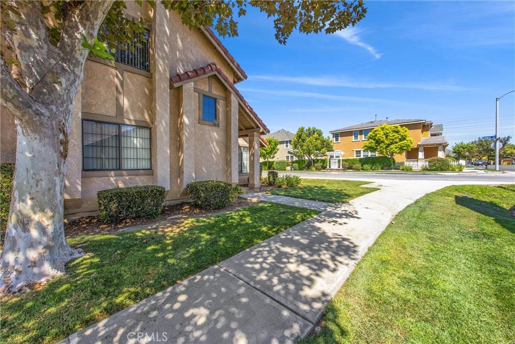 https://bt-photos.global.ssl.fastly.net/socal/orig_boomver_1_449018335-2.jpg