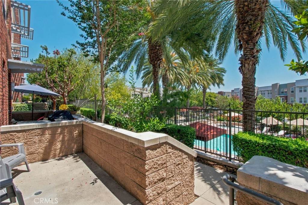 https://bt-photos.global.ssl.fastly.net/socal/orig_boomver_1_450906811-2.jpg