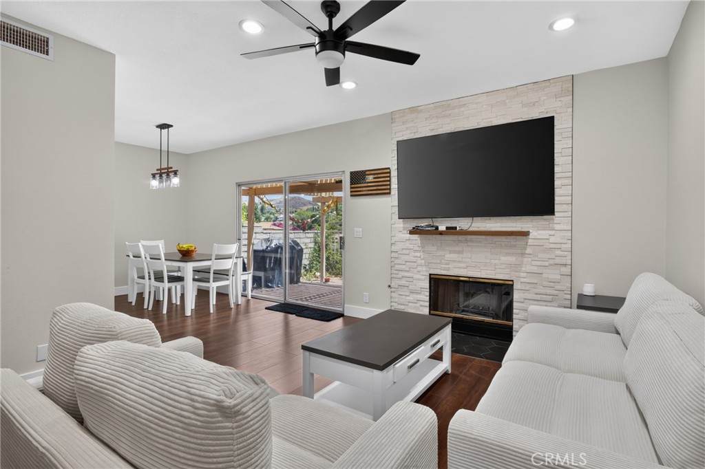 22914 Banyan Place - Photo 1