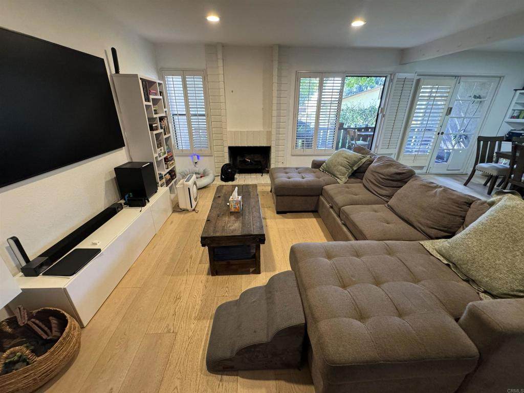 https://bt-photos.global.ssl.fastly.net/socal/orig_boomver_1_453562952-3.jpg