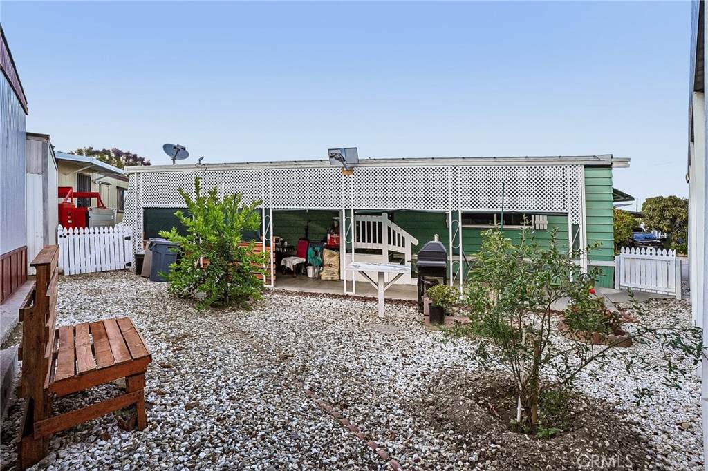 7101 Rosecrans Ave - Photo 1