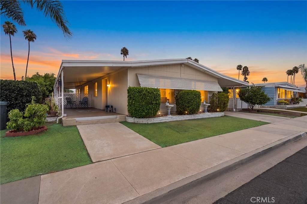 1430 Vista Grande - Photo 1
