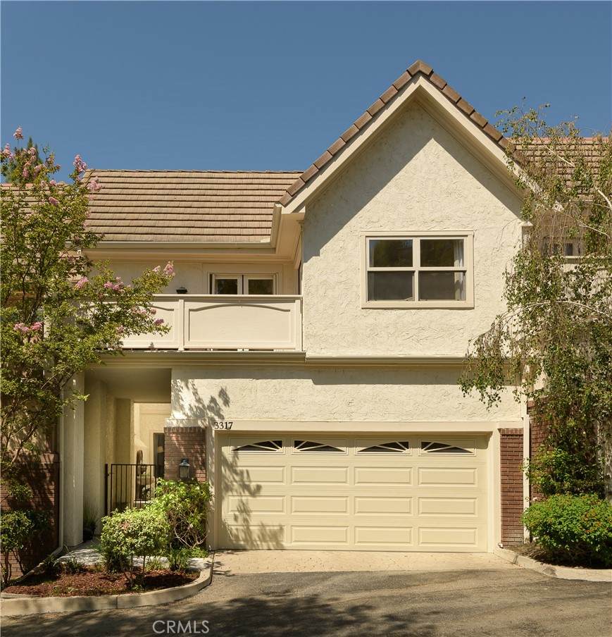 3317 View Pointe Drive - Photo 1