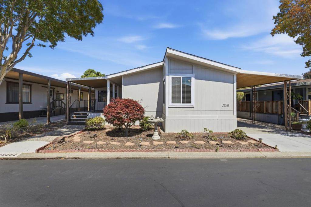 29262 Whalebone Way - Photo 1