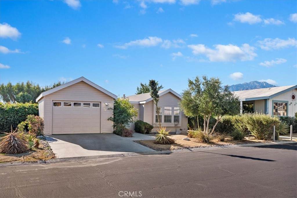 https://bt-photos.global.ssl.fastly.net/socal/orig_boomver_1_465577862-2.jpg