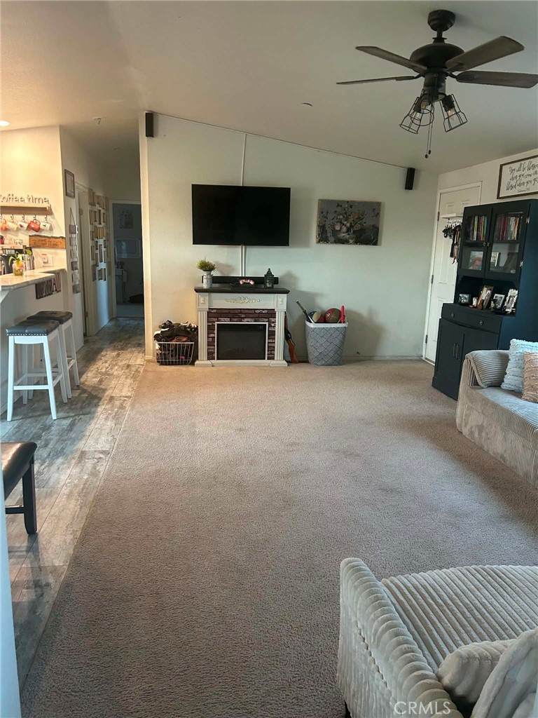 https://bt-photos.global.ssl.fastly.net/socal/orig_boomver_1_471230666-2.jpg