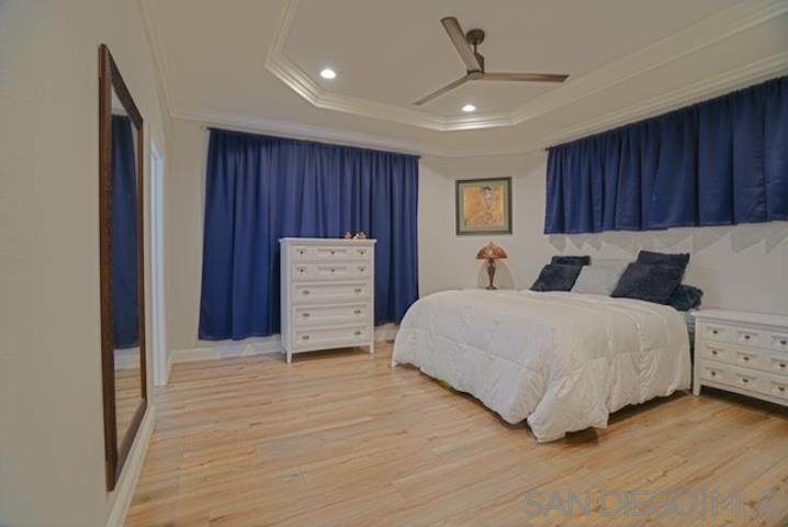 https://bt-photos.global.ssl.fastly.net/socal/orig_boomver_1_482971123-2.jpg