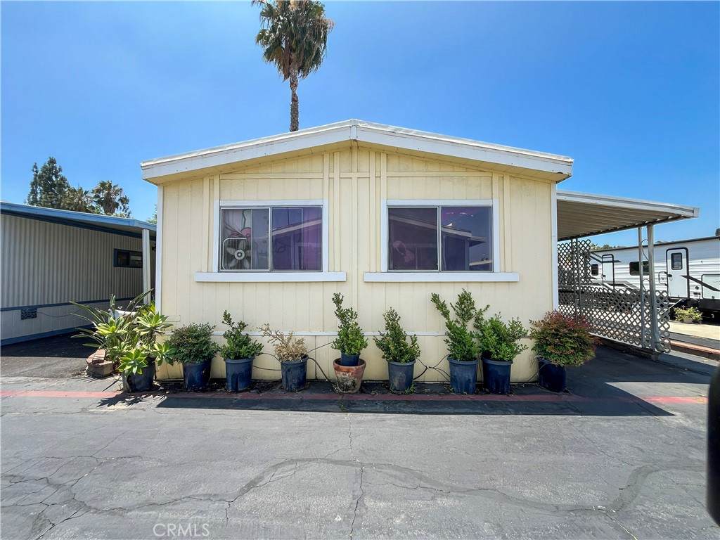 716 Grand Avenue - Photo 1