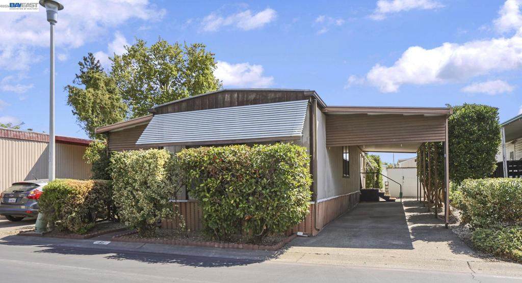 5040 Jackson St. - Photo 1